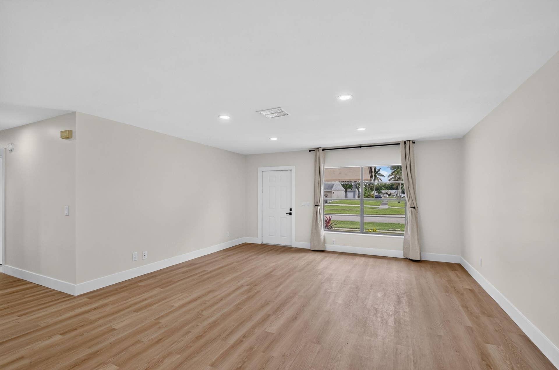 8213 Rose Marie Avenue W, Boynton Beach, FL 33472 8-web-or-mls-DSC_3107