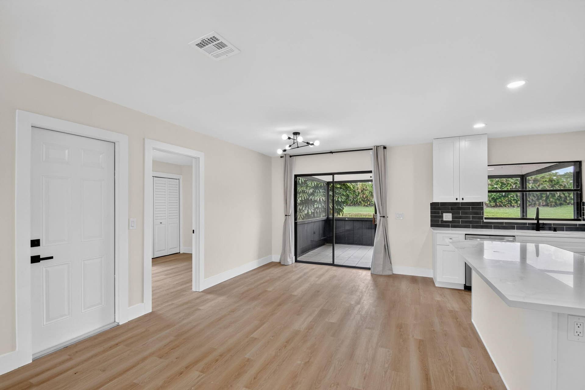 8213 Rose Marie Avenue W, Boynton Beach, FL 33472 10-web-or-mls-DSC_3117