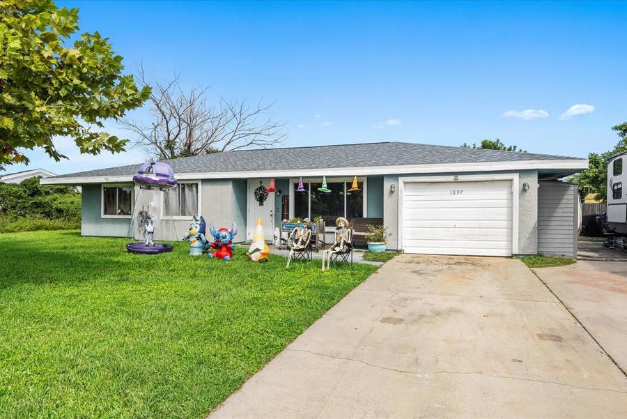 Property photo for 1897 SE Rainier Road, Port St Lucie, FL