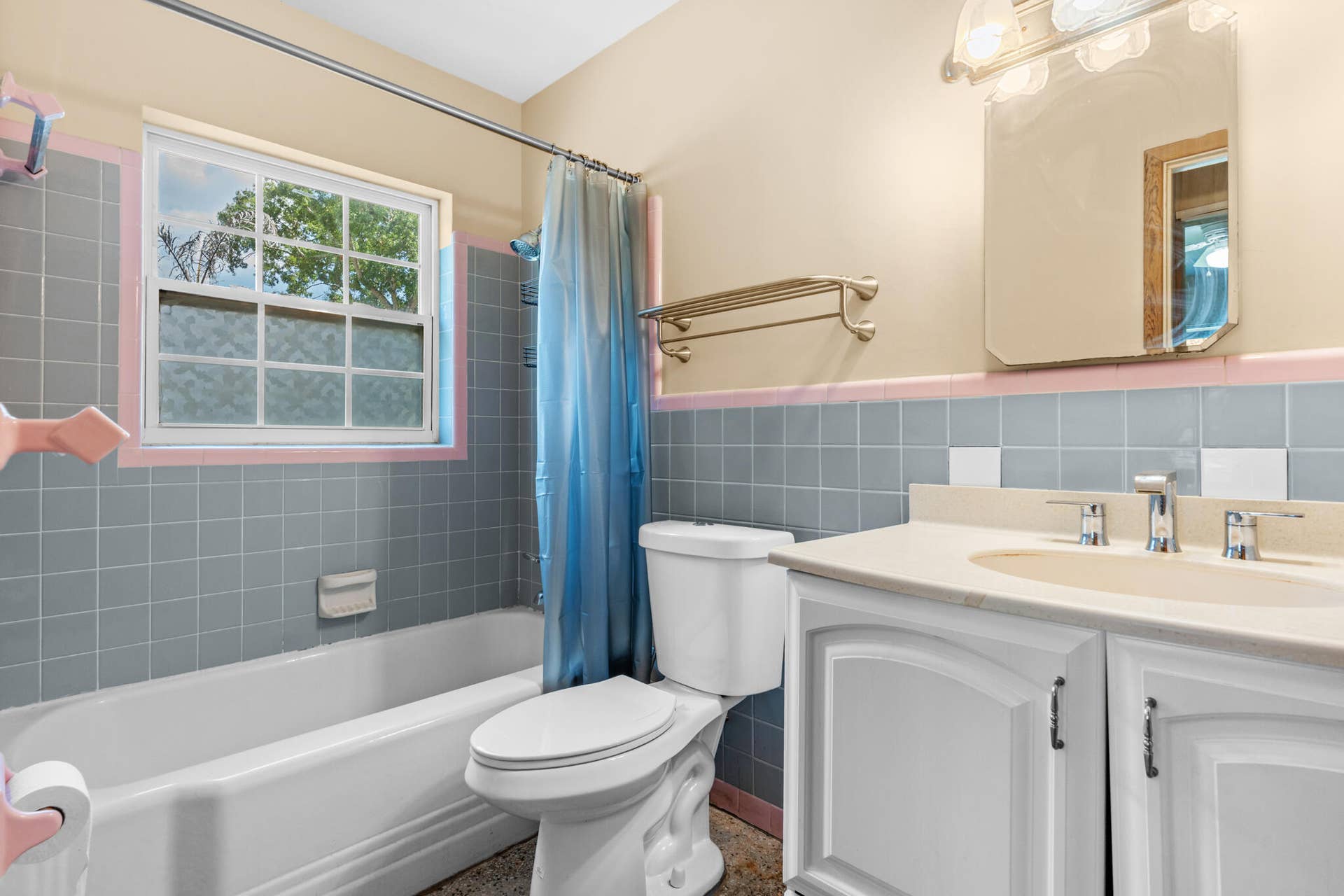 2456 CORTEZ Avenue, Vero Beach, FL 32960 DSC00882