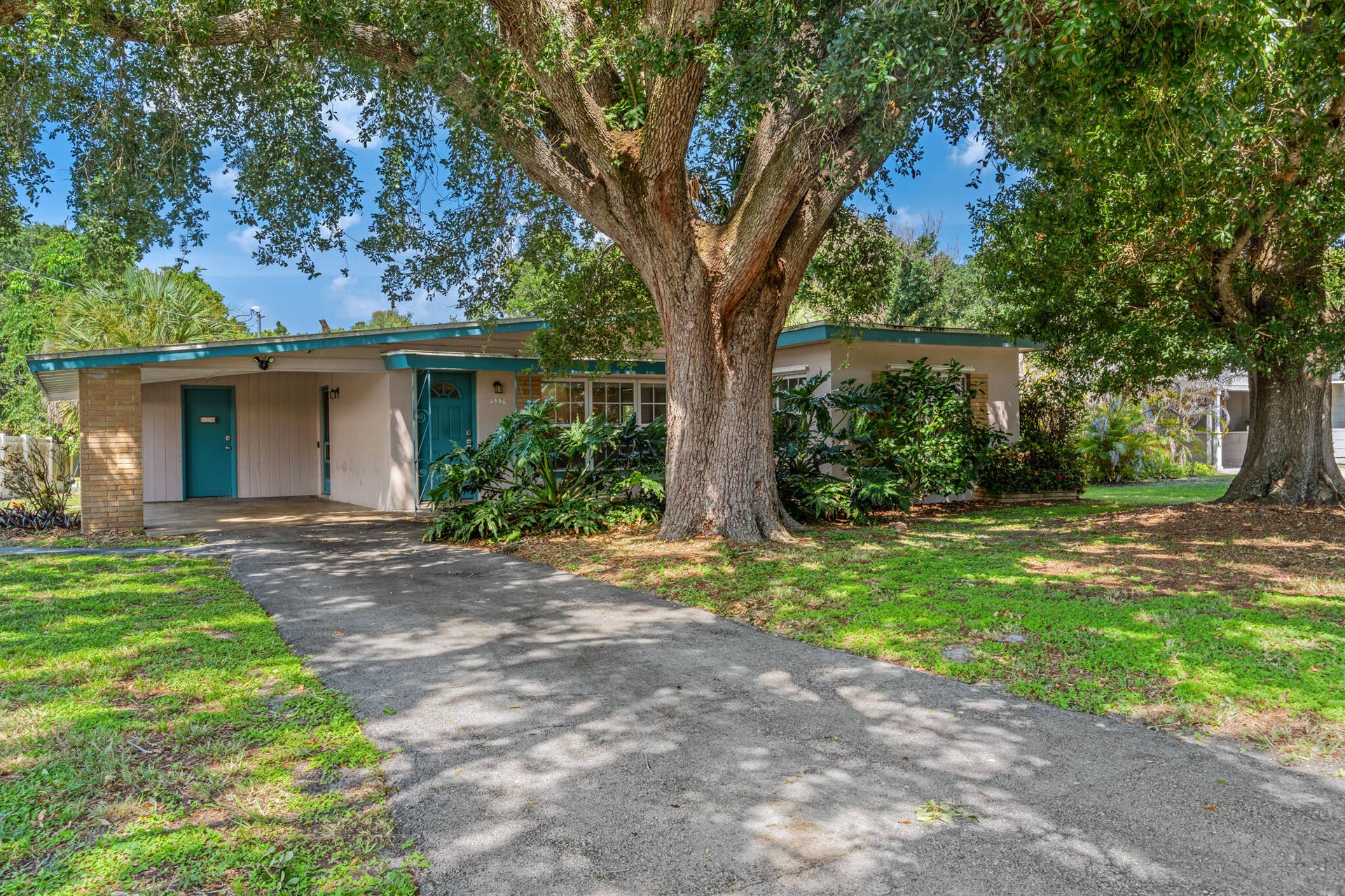 2456 CORTEZ Avenue, Vero Beach, FL 32960 DSC00980