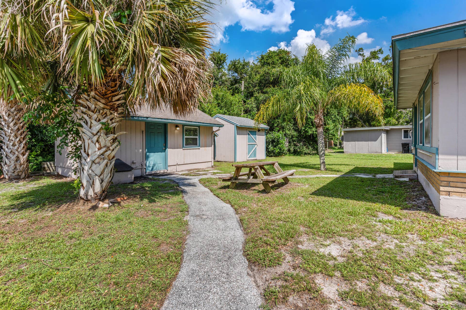 2456 CORTEZ Avenue, Vero Beach, FL 32960 DSC00935