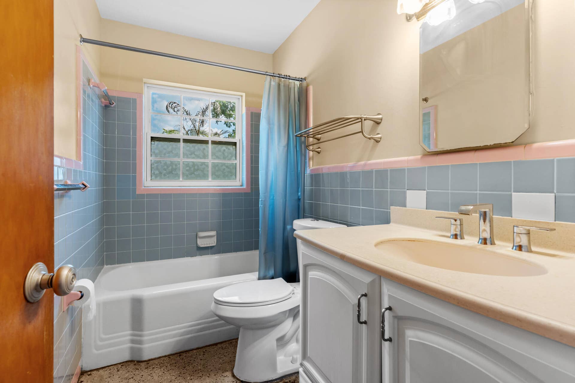 2456 CORTEZ Avenue, Vero Beach, FL 32960 DSC00887