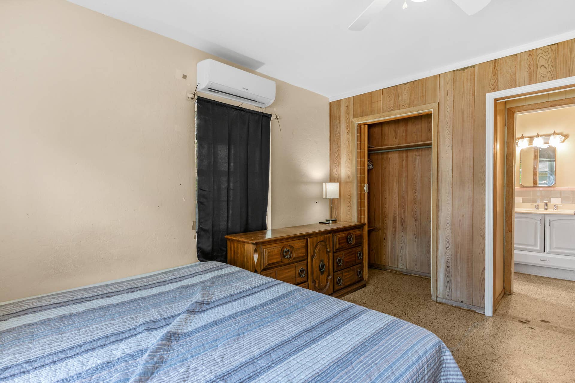 2456 CORTEZ Avenue, Vero Beach, FL 32960 DSC00877