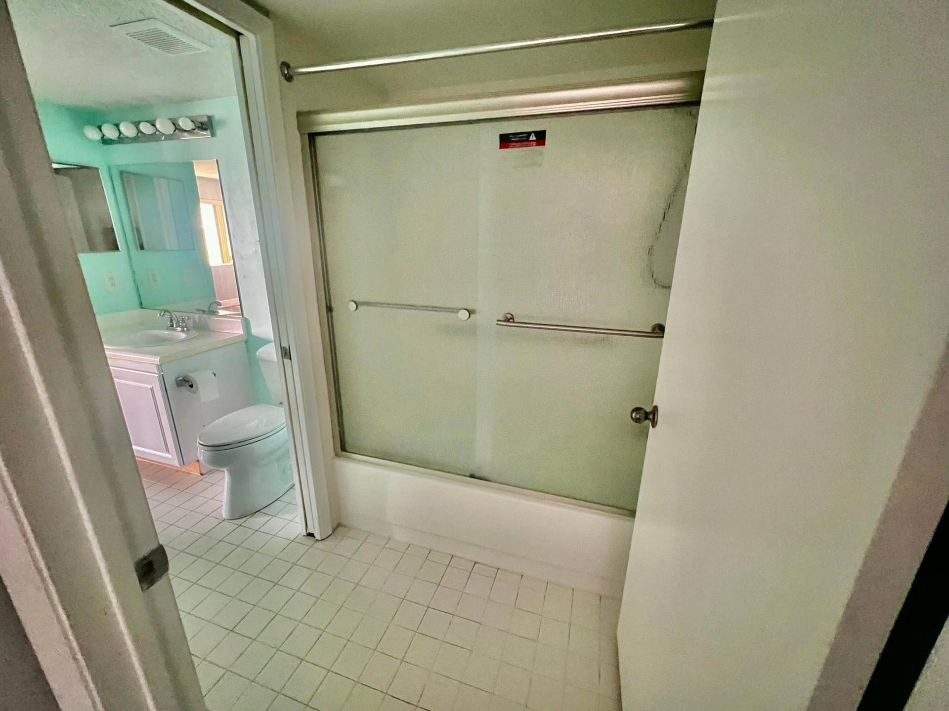 7713 TRENT Drive, #107, Tamarac, FL 33321 .