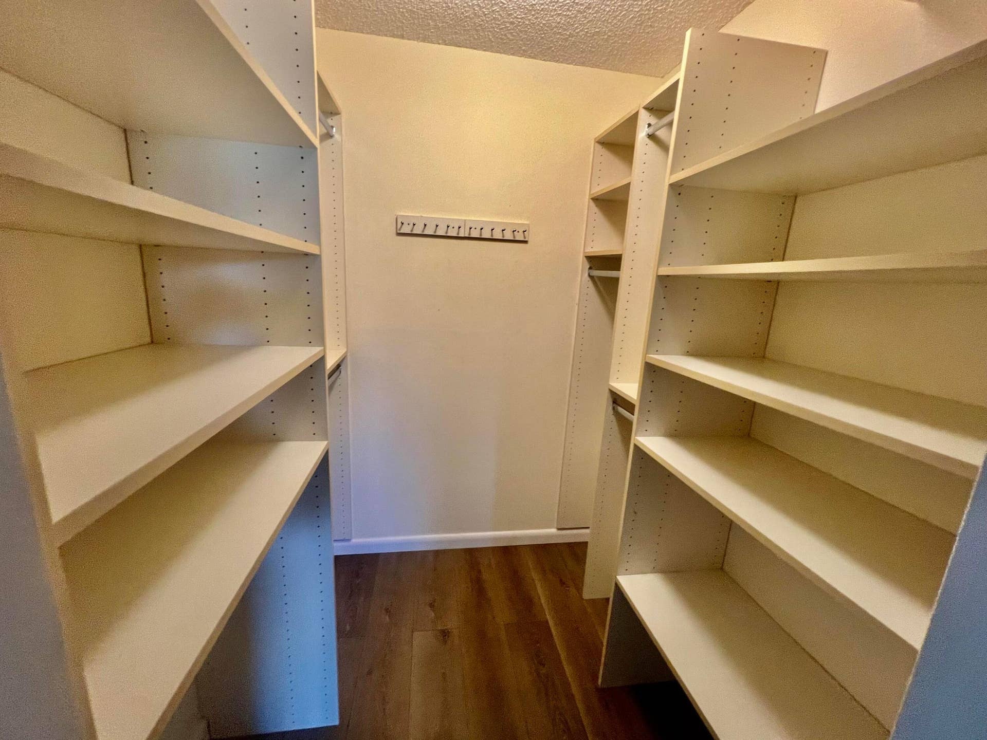 7713 TRENT Drive, #107, Tamarac, FL 33321 .