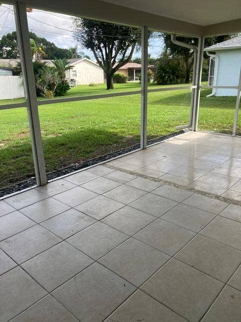 1625 SE GRAPELAND Avenue, Port St Lucie, FL 34952 IMG_4281