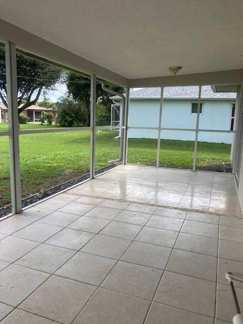 1625 SE GRAPELAND Avenue, Port St Lucie, FL 34952 IMG_4286