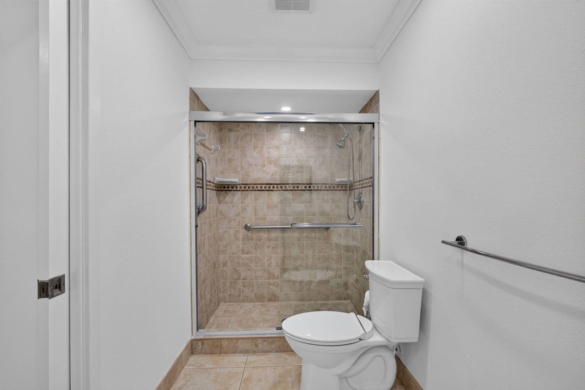 14 - Bathroom vanity