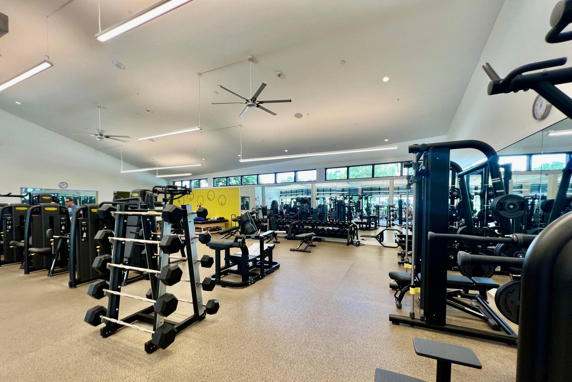 6944 BRIARLAKE Circle, #201, Palm Beach Gardens, FL 33418 Fitness center