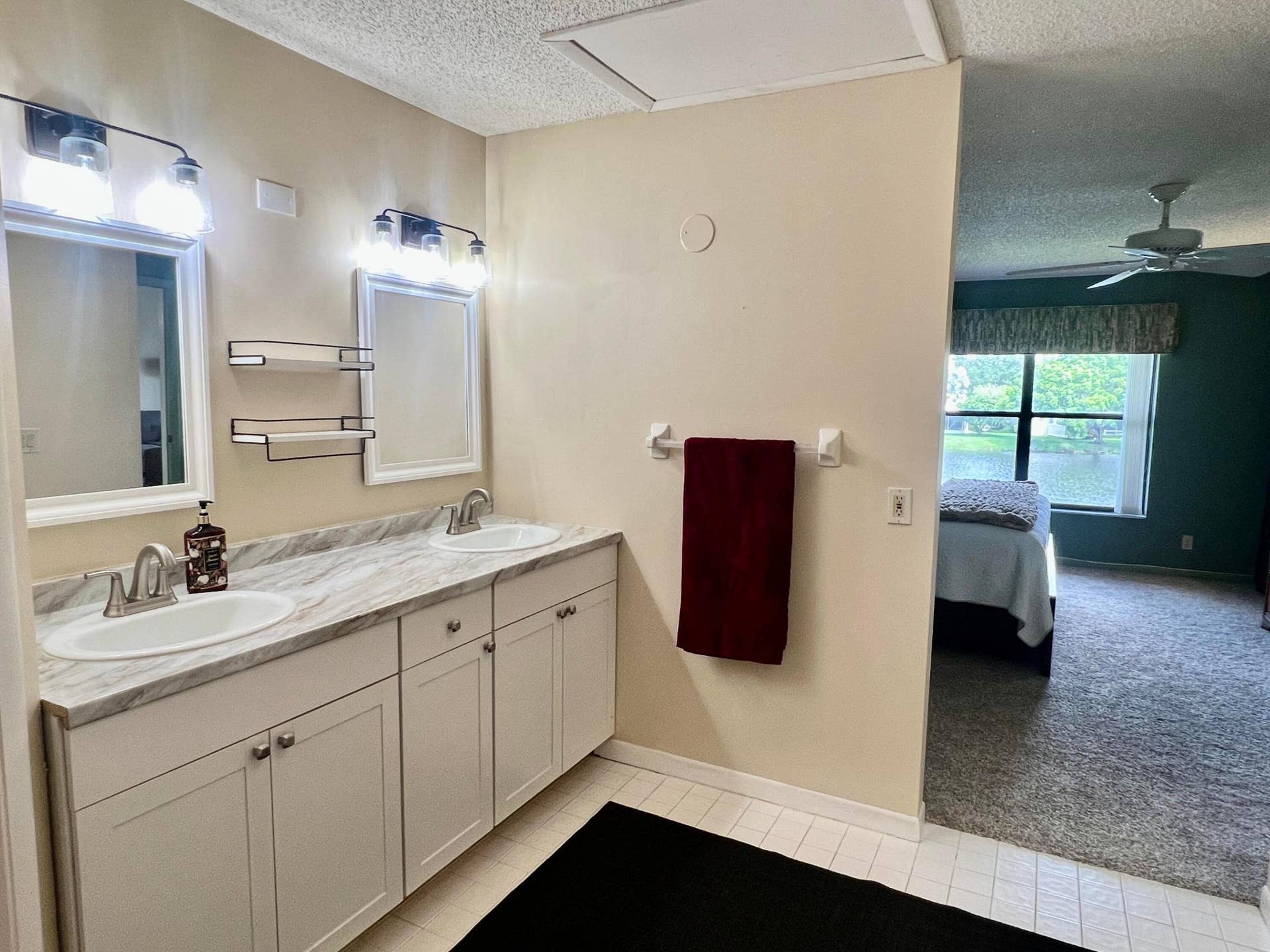 6944 BRIARLAKE Circle, #201, Palm Beach Gardens, FL 33418 See the lake from the bathroom