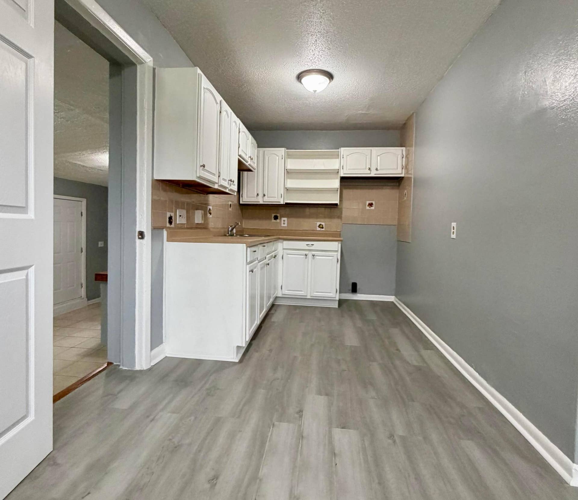 9117 LINGARD Avenue, Jacksonville, FL 32208 IMG_8030