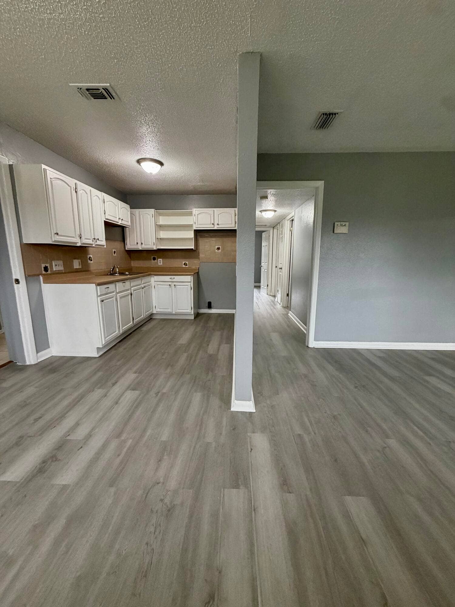 9117 LINGARD Avenue, Jacksonville, FL 32208 IMG_8029