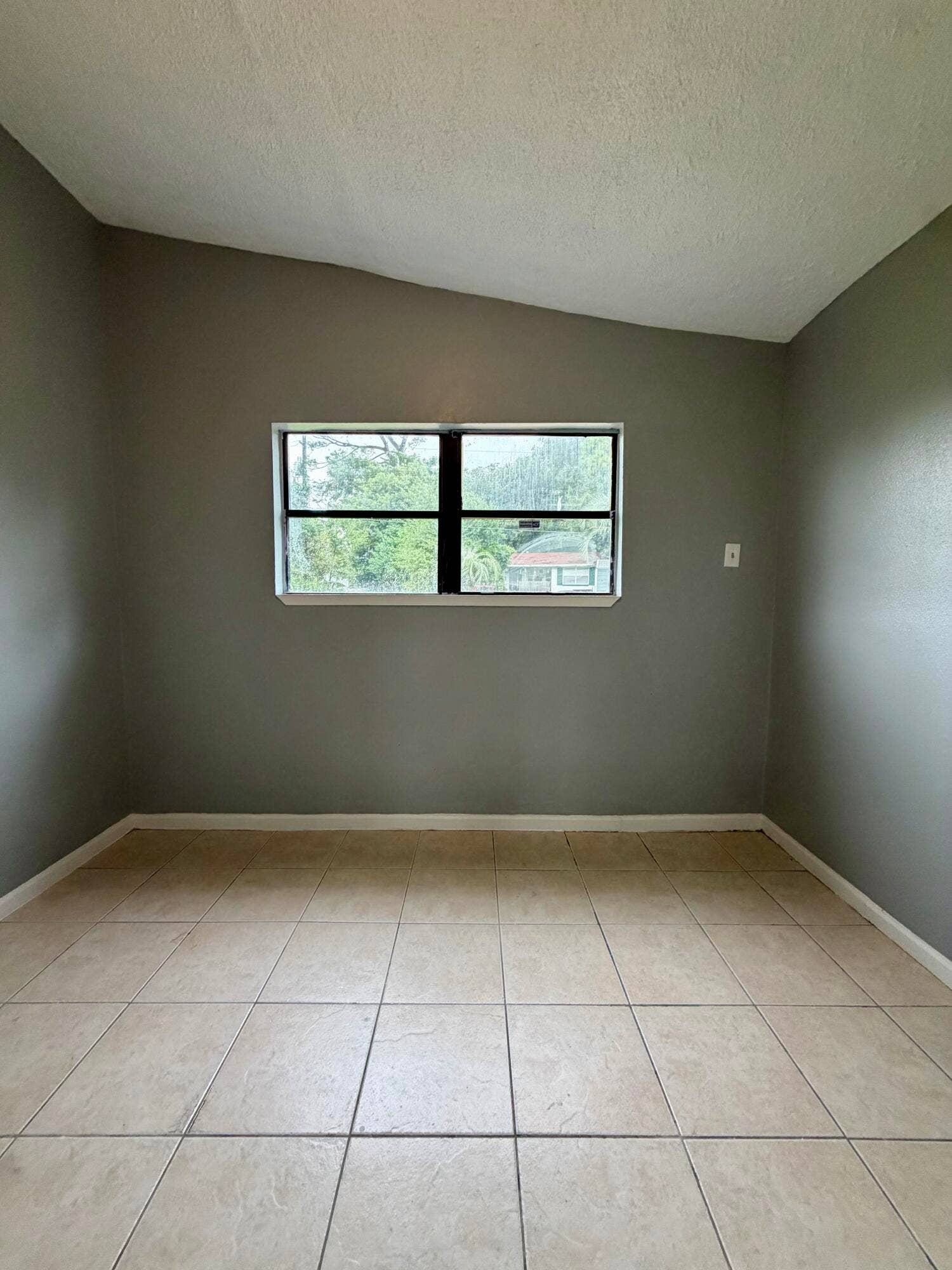 9117 LINGARD Avenue, Jacksonville, FL 32208 IMG_8034