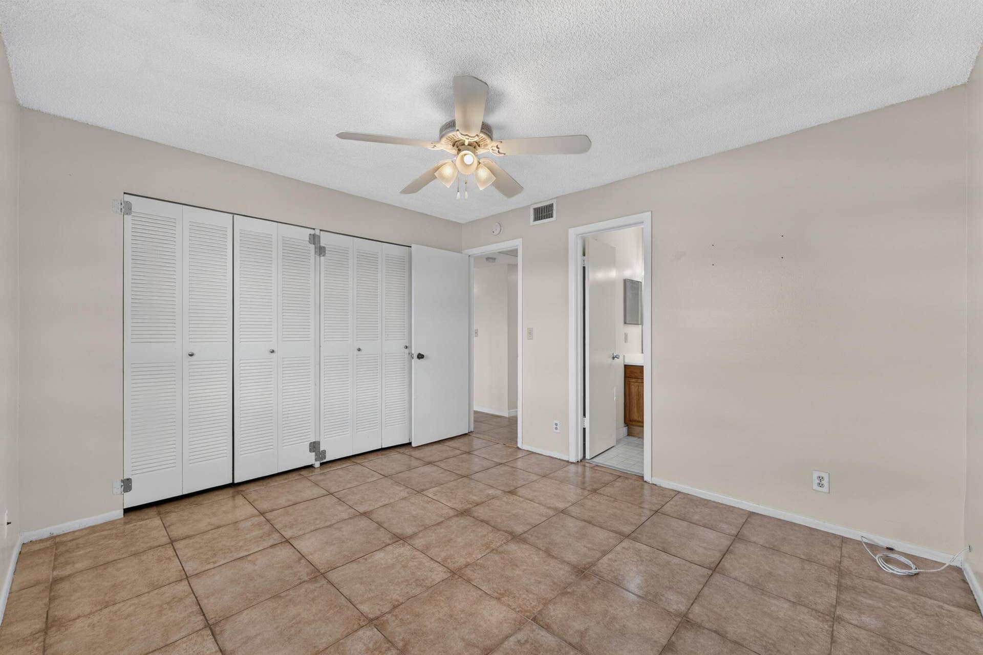 3224 CORAL RIDGE Drive, #3224, Coral Springs, FL 33065 19-web-or-mls-DSC03210