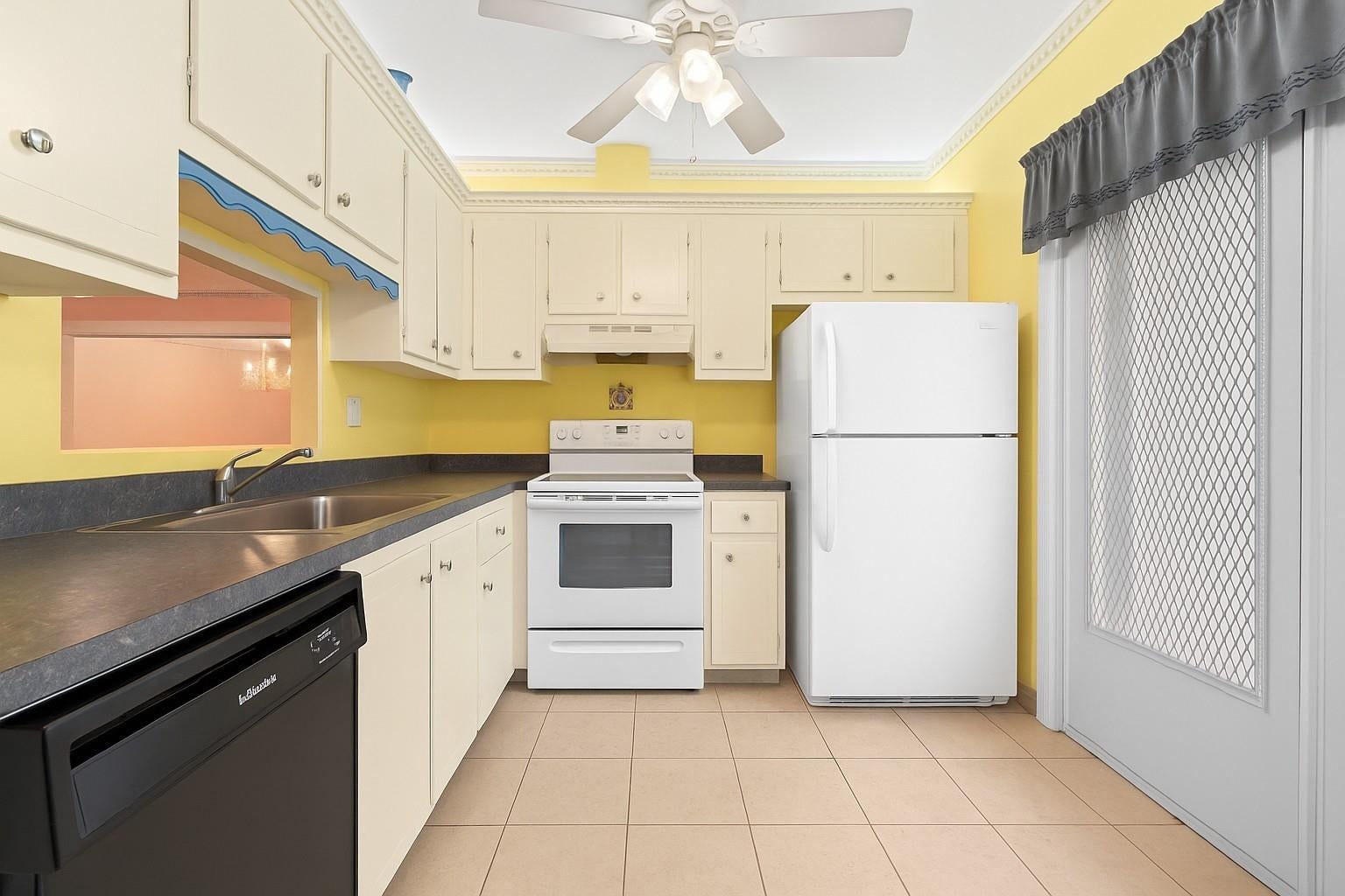 5100 NW 35TH Street, #110, Lauderdale Lakes, FL 33319 Photo 2