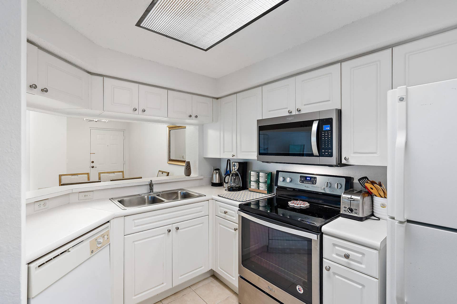 2725 Anzio Court, #205, Palm Beach Gardens, Palm Beach Gardens, FL 33410 009-2725AnzioCt205-PalmBeachGardens-FL-s