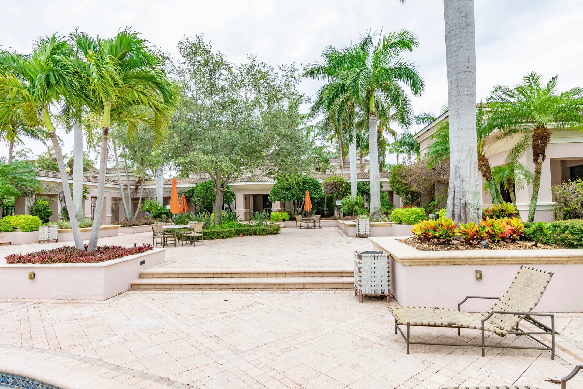 2725 Anzio Court, #205, Palm Beach Gardens, Palm Beach Gardens, FL 33410 pool area