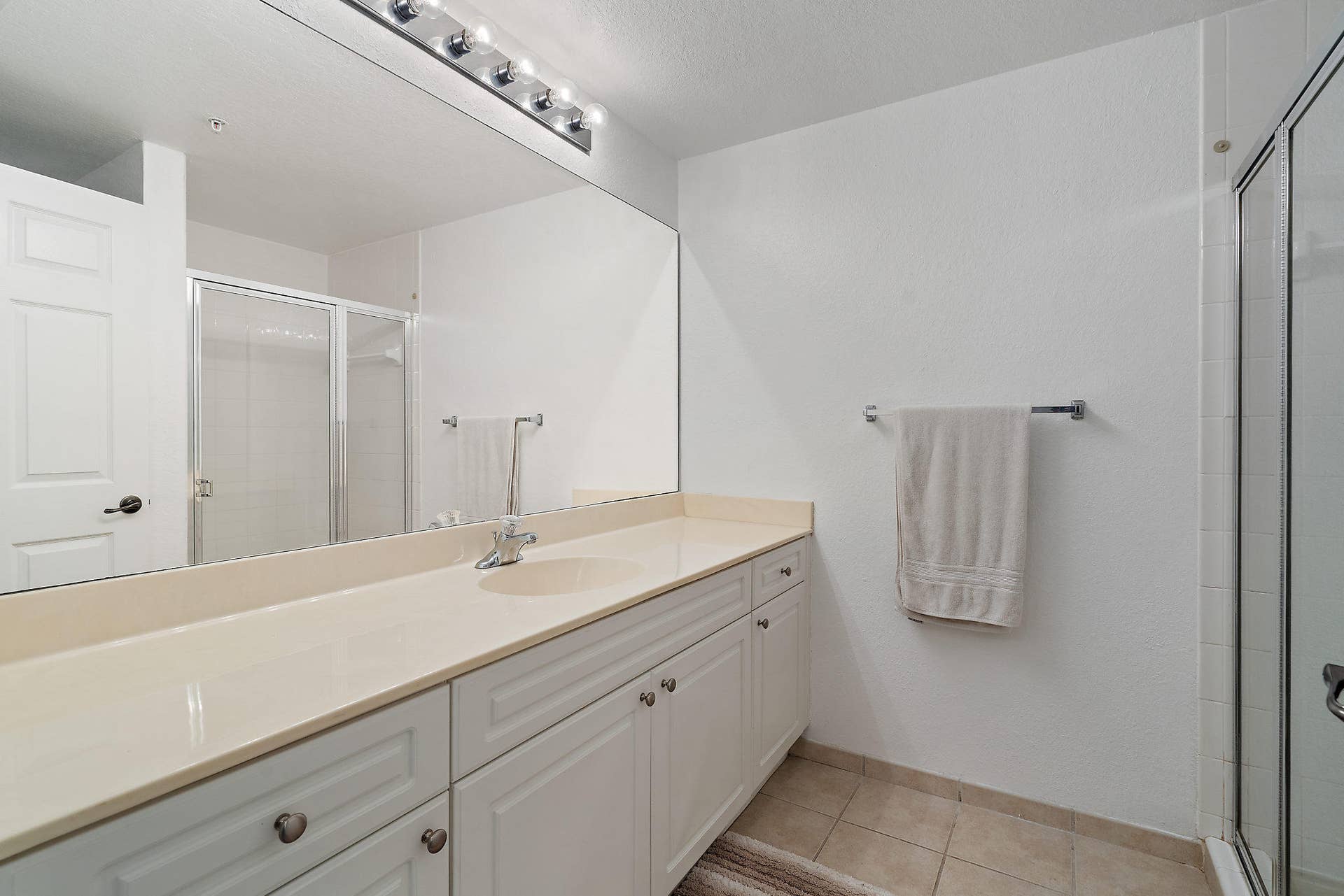 2725 Anzio Court, #205, Palm Beach Gardens, Palm Beach Gardens, FL 33410 014-2725AnzioCt205-PalmBeachGardens-FL-s