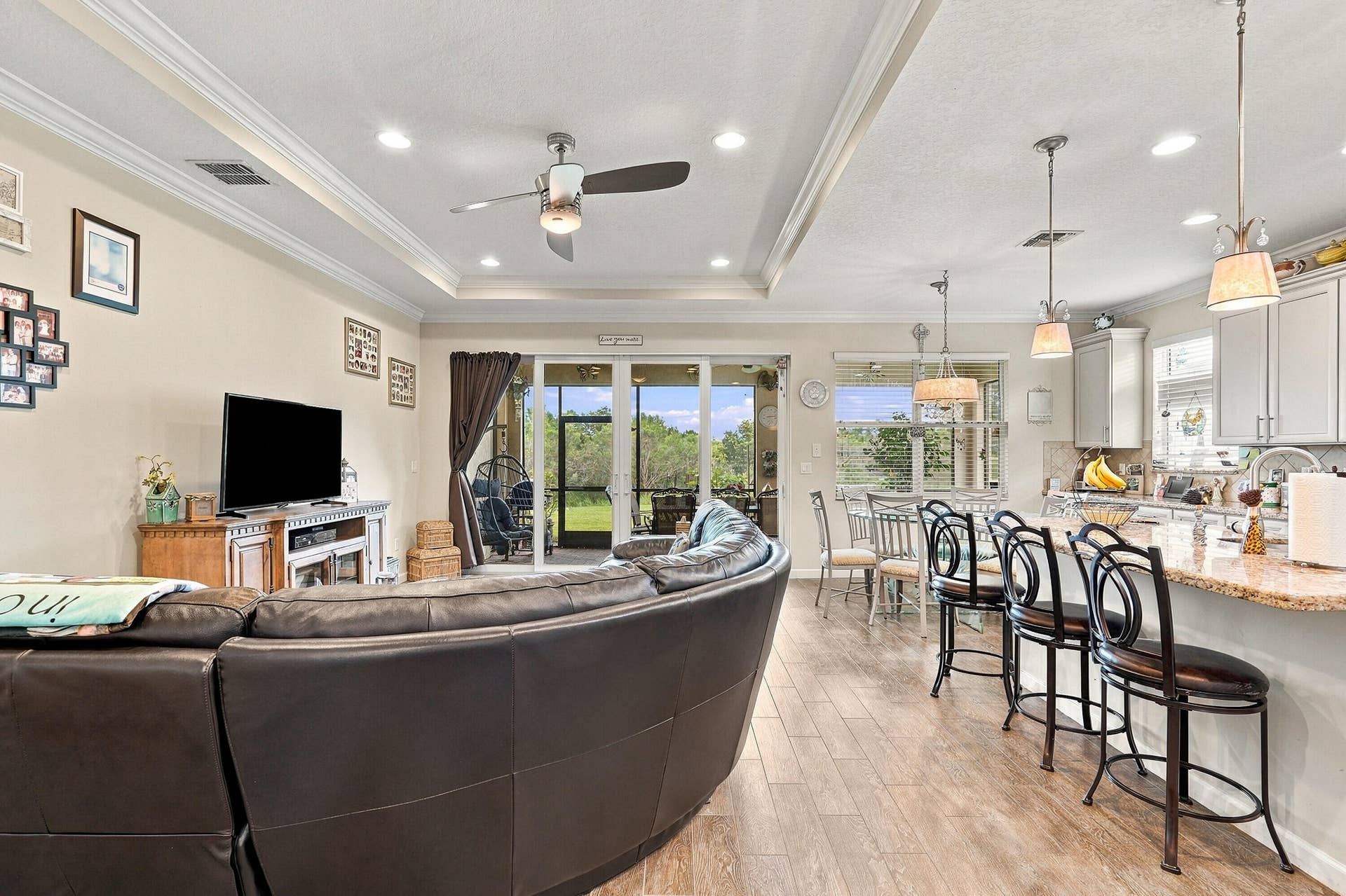 11331 SW LAKE PARK Drive, Port St Lucie, FL 34987 05_living room