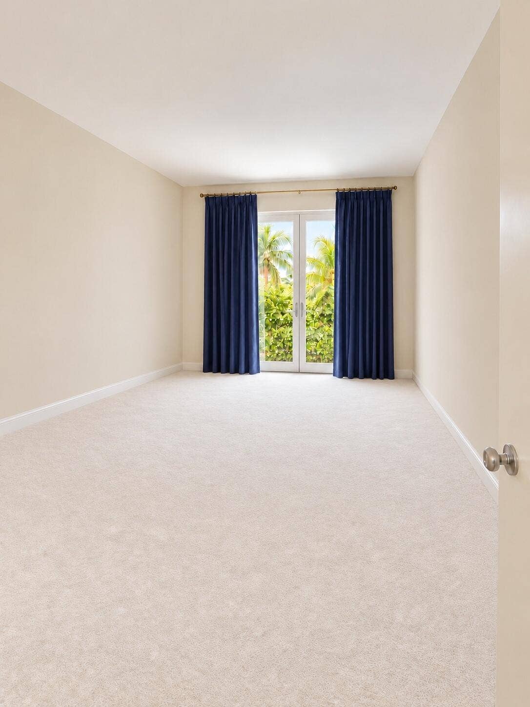 225 EVERGLADE Avenue, #Villa 5, Palm Beach, FL 33480 Unfurnished Bedroom