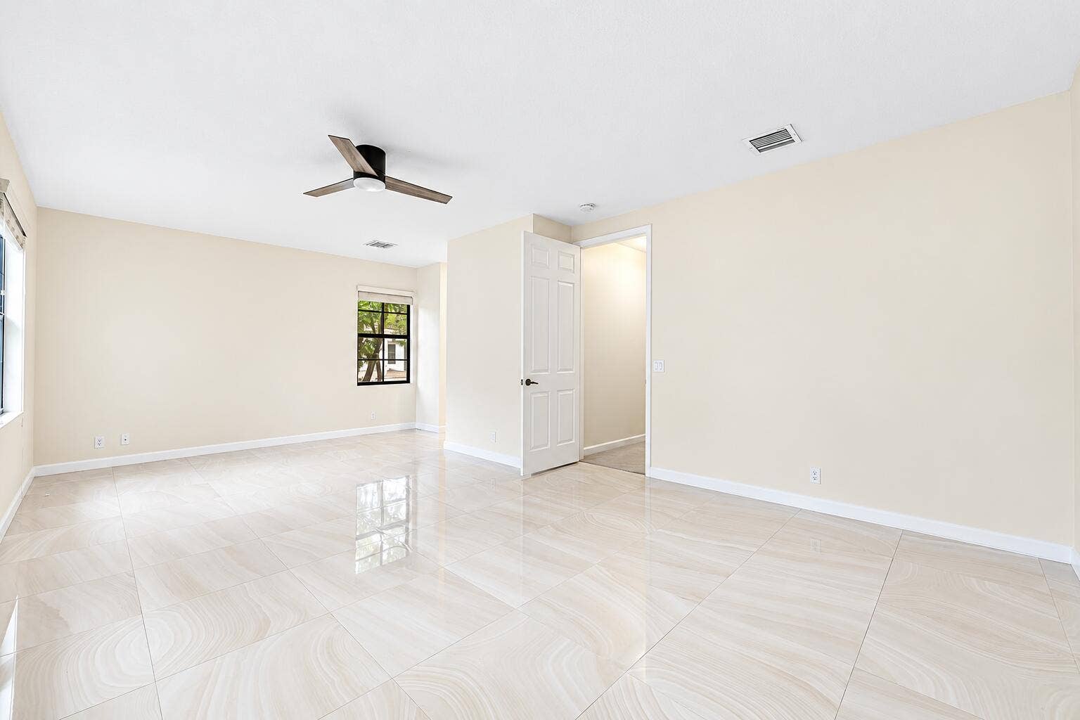 247 W Chrystie Circle, Delray Beach, FL 33484 Primary Bedroom 1