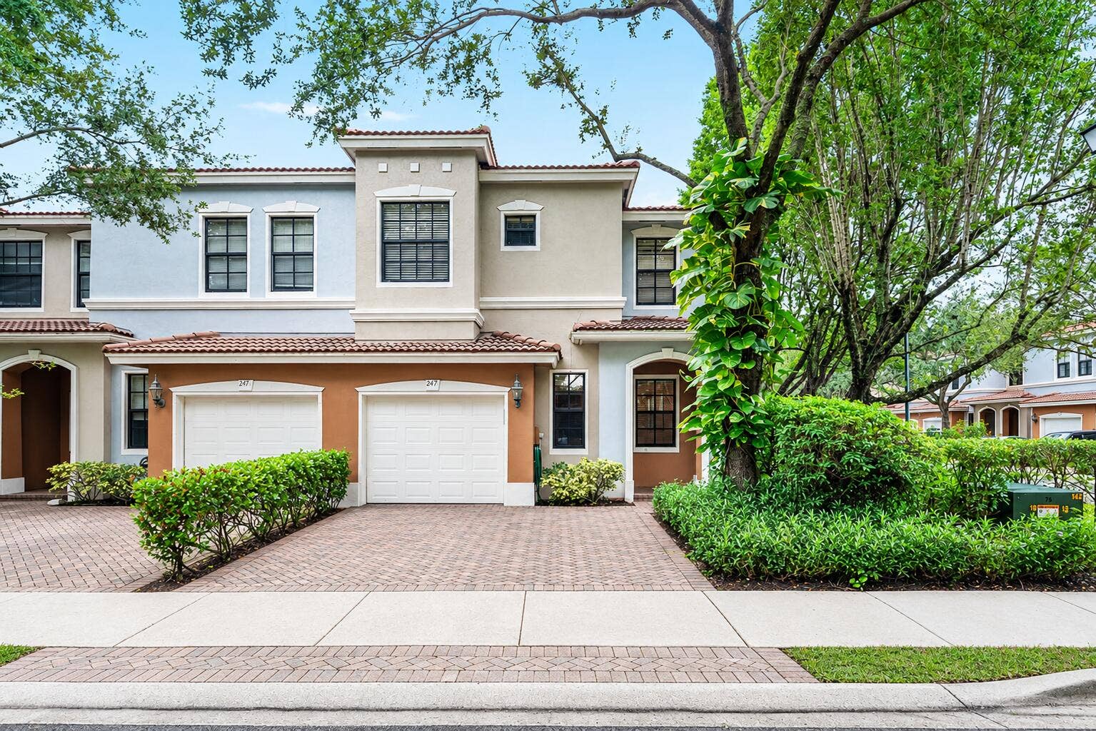247 W Chrystie Circle, Delray Beach, FL 33484 1 Outdoor