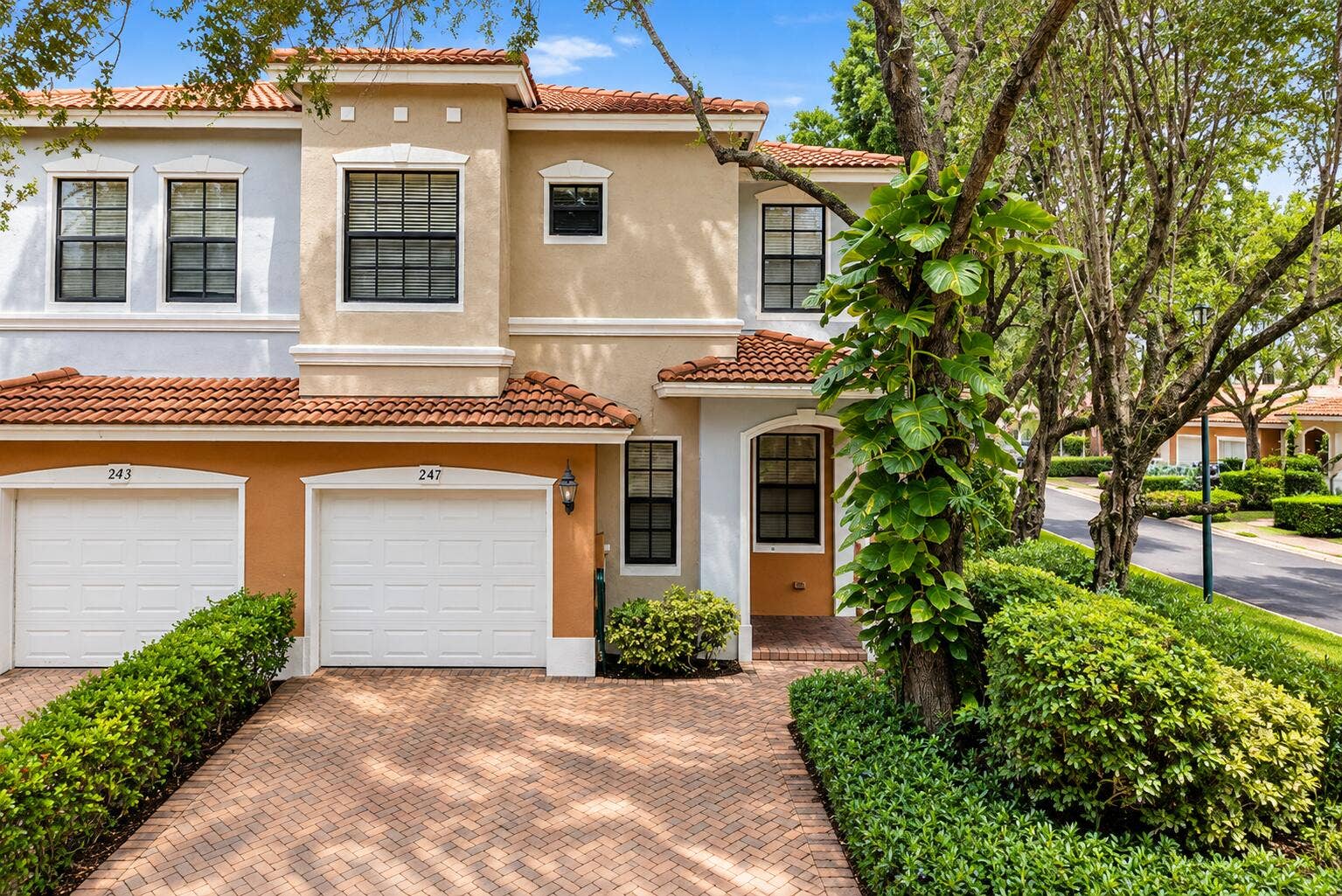 247 W Chrystie Circle, Delray Beach, FL 33484 Exterior 3
