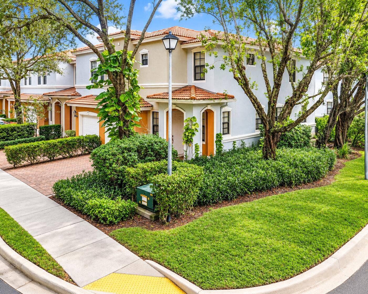 247 W Chrystie Circle, Delray Beach, FL 33484 Exterior 4