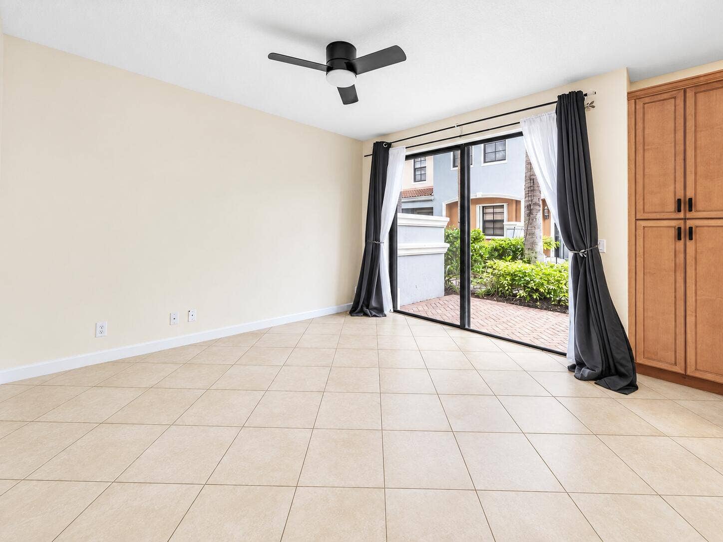 247 W Chrystie Circle, Delray Beach, FL 33484 8 Indoor