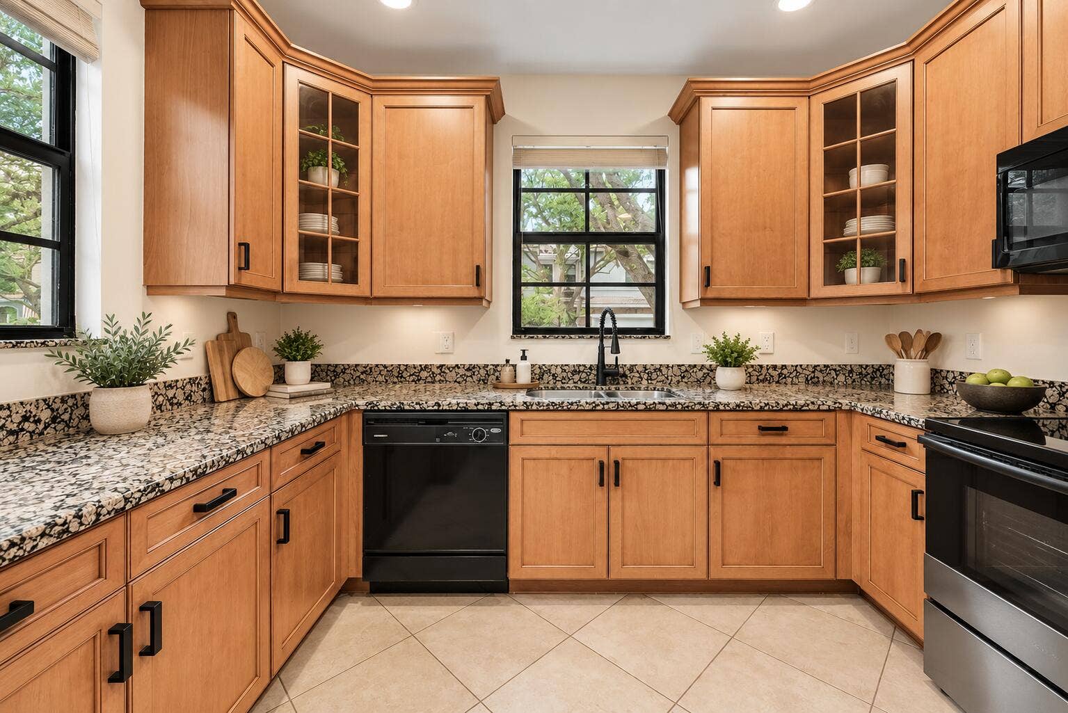 247 W Chrystie Circle, Delray Beach, FL 33484 14 indoor