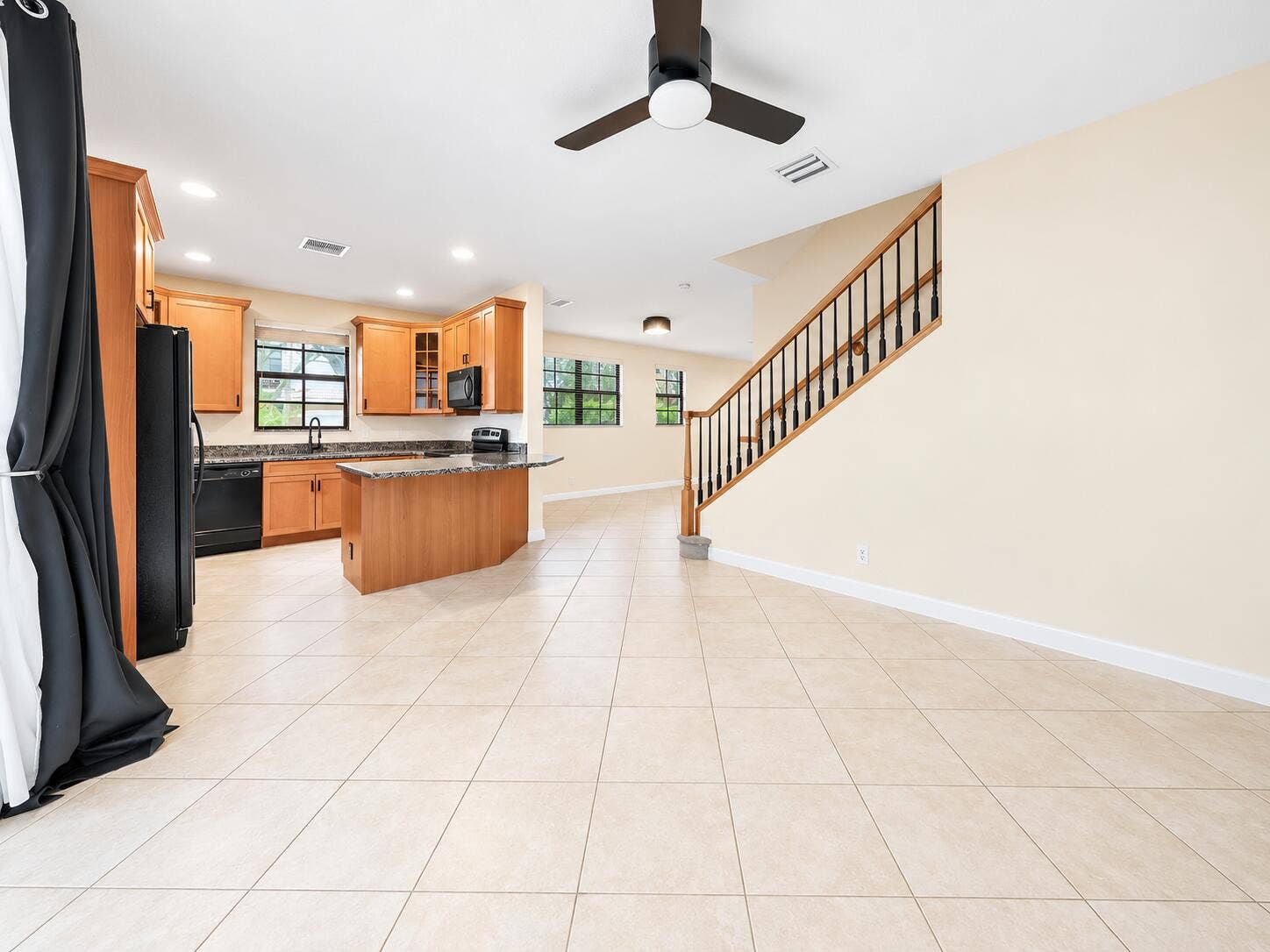 247 W Chrystie Circle, Delray Beach, FL 33484 9 Indoor
