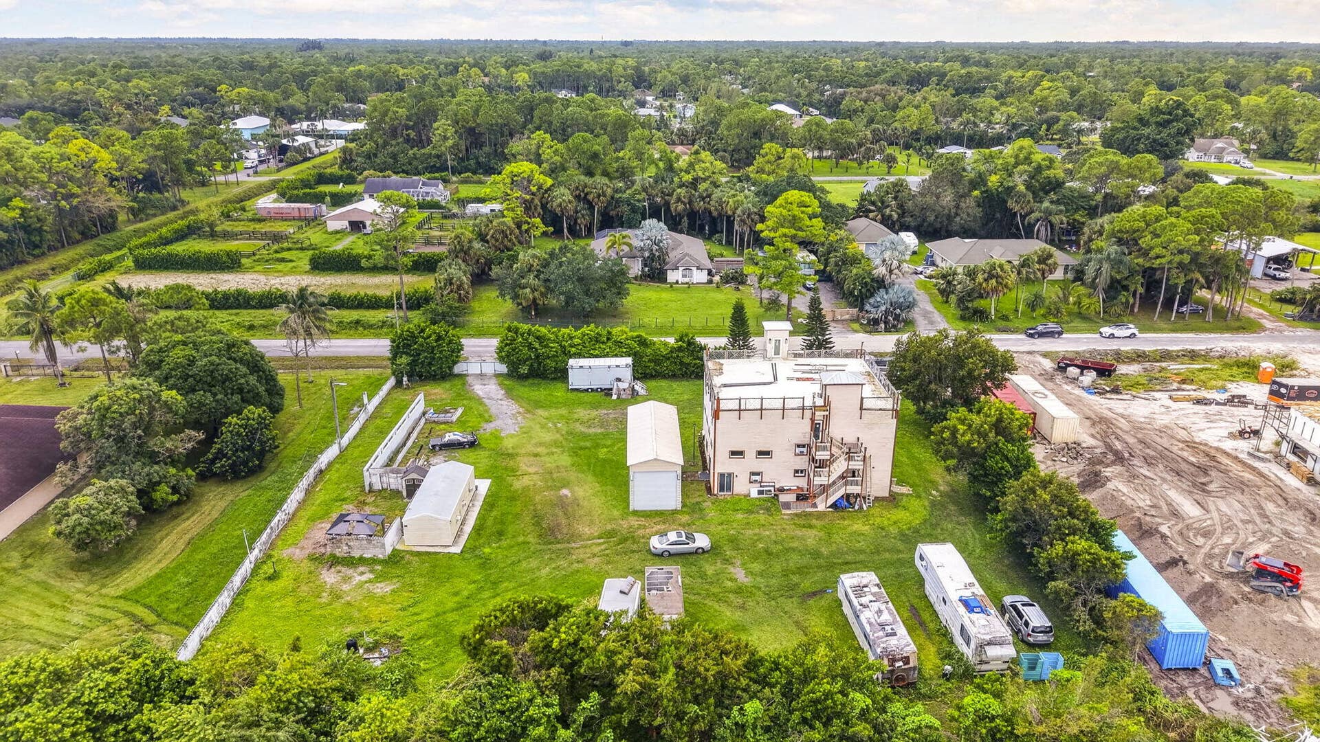 16825 89TH Place N, The Acreage, FL 33470 Multiple Structures