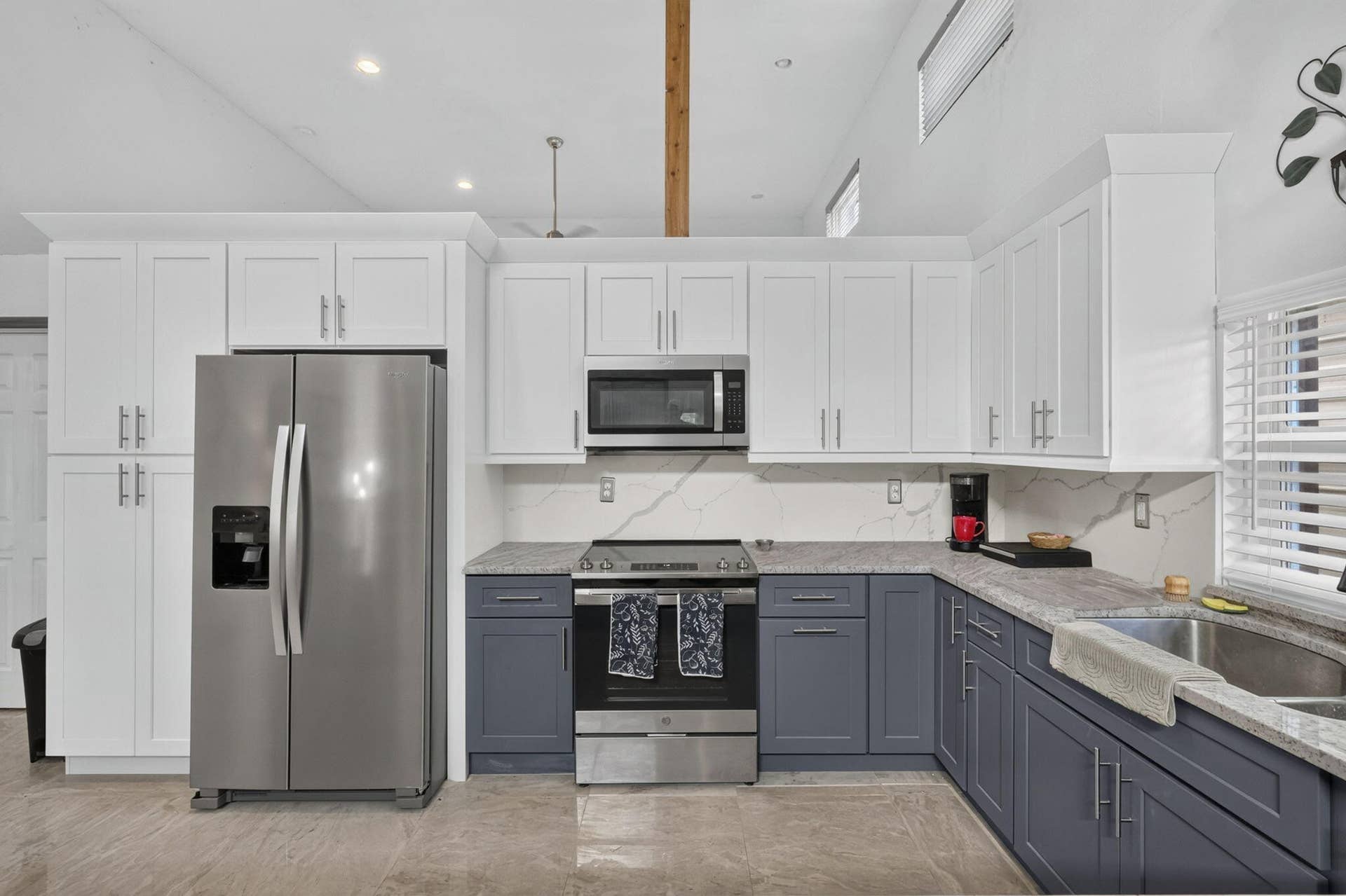 16825 89TH Place N, The Acreage, FL 33470 Kitchen