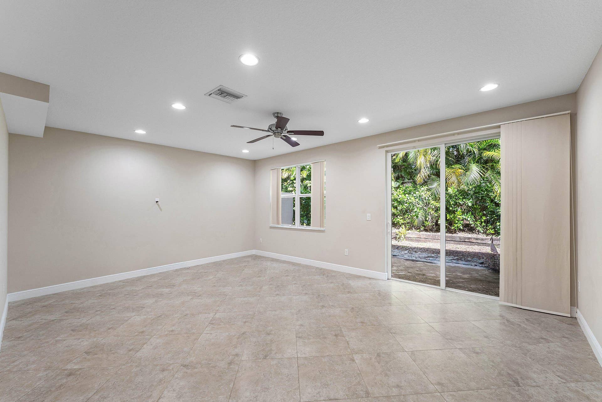 16177 Poppy Seed Circle, #505, Delray Beach, Delray Beach, FL 33484 Living room