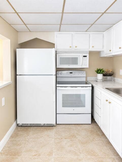 600 VILLAGE GREEN Court, #215, Palm Springs, Palm Springs, FL 33461 CONDO KITCHEN