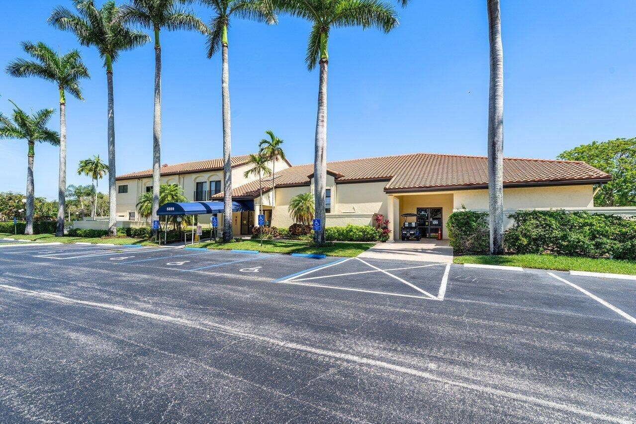 026-10063AndreaLane-B-BoyntonBeach-FL-33