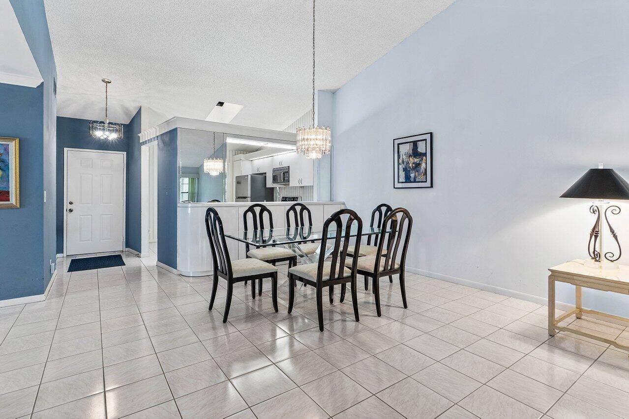 006-10063AndreaLane-B-BoyntonBeach-FL-33