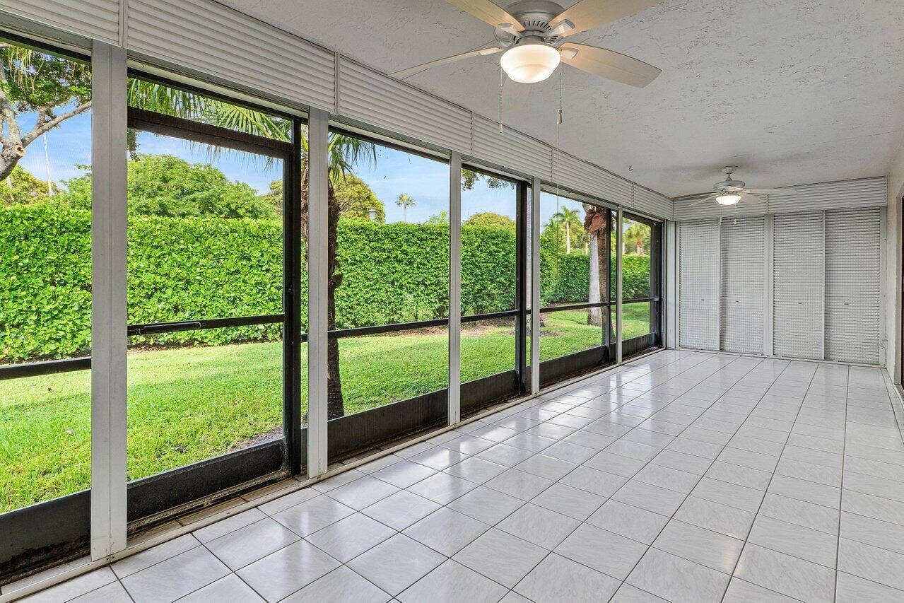 023-10063AndreaLane-B-BoyntonBeach-FL-33