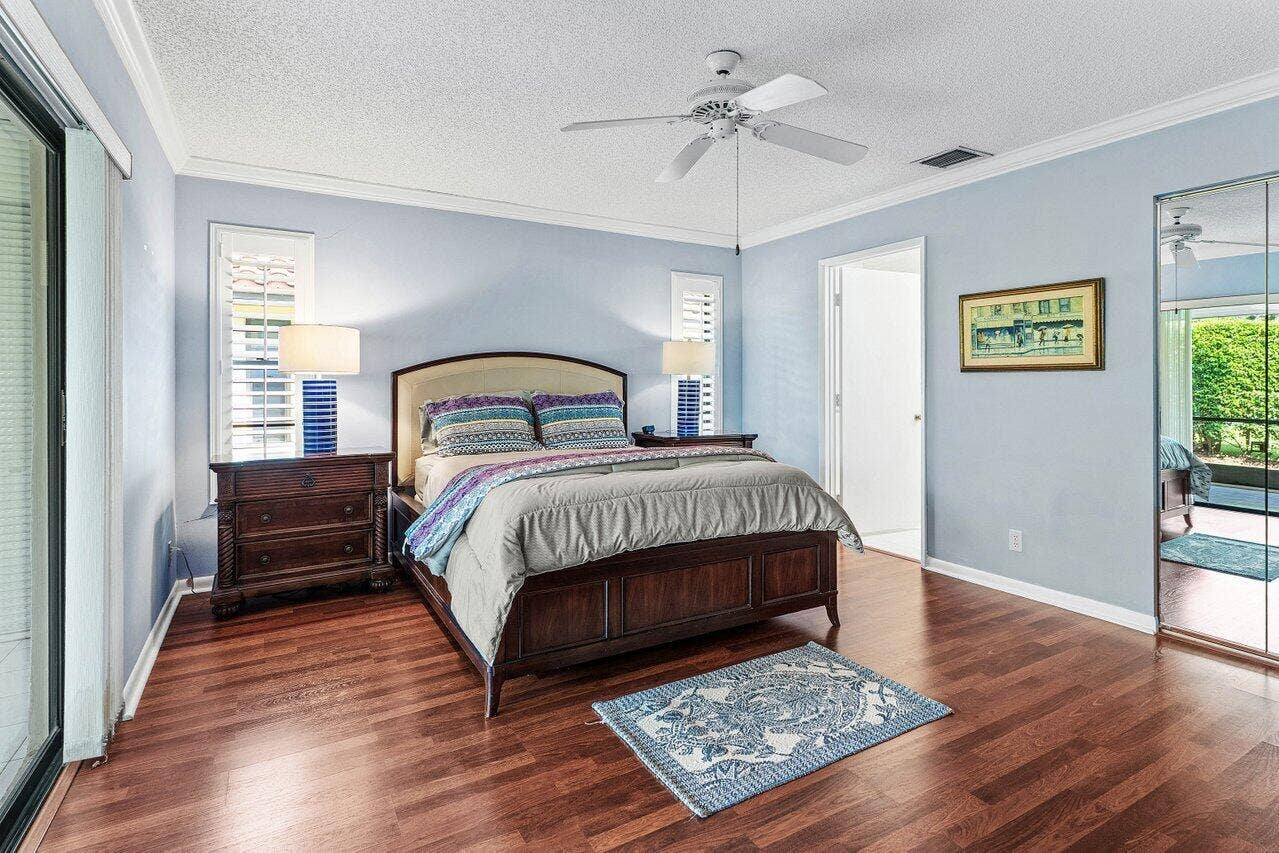 017-10063AndreaLane-B-BoyntonBeach-FL-33