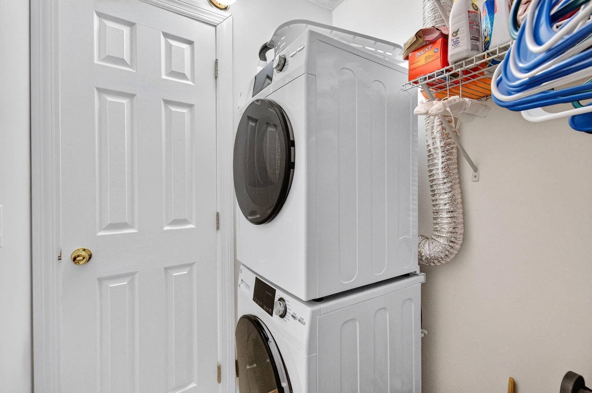 full size front loading washer in dryer