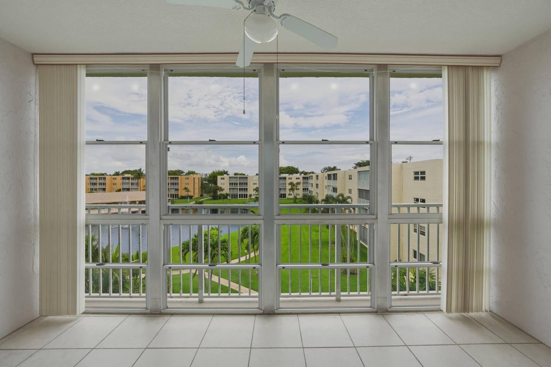 205 SE 11th Terrace, Dania Beach, FL 33004 DSC06504