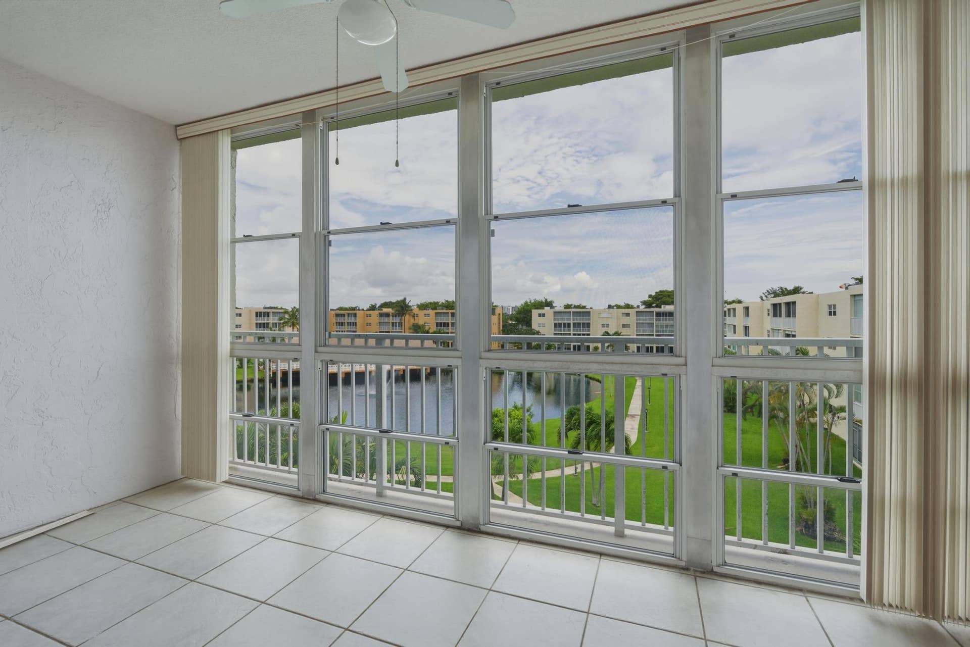 205 SE 11th Terrace, Dania Beach, FL 33004 DSC06501