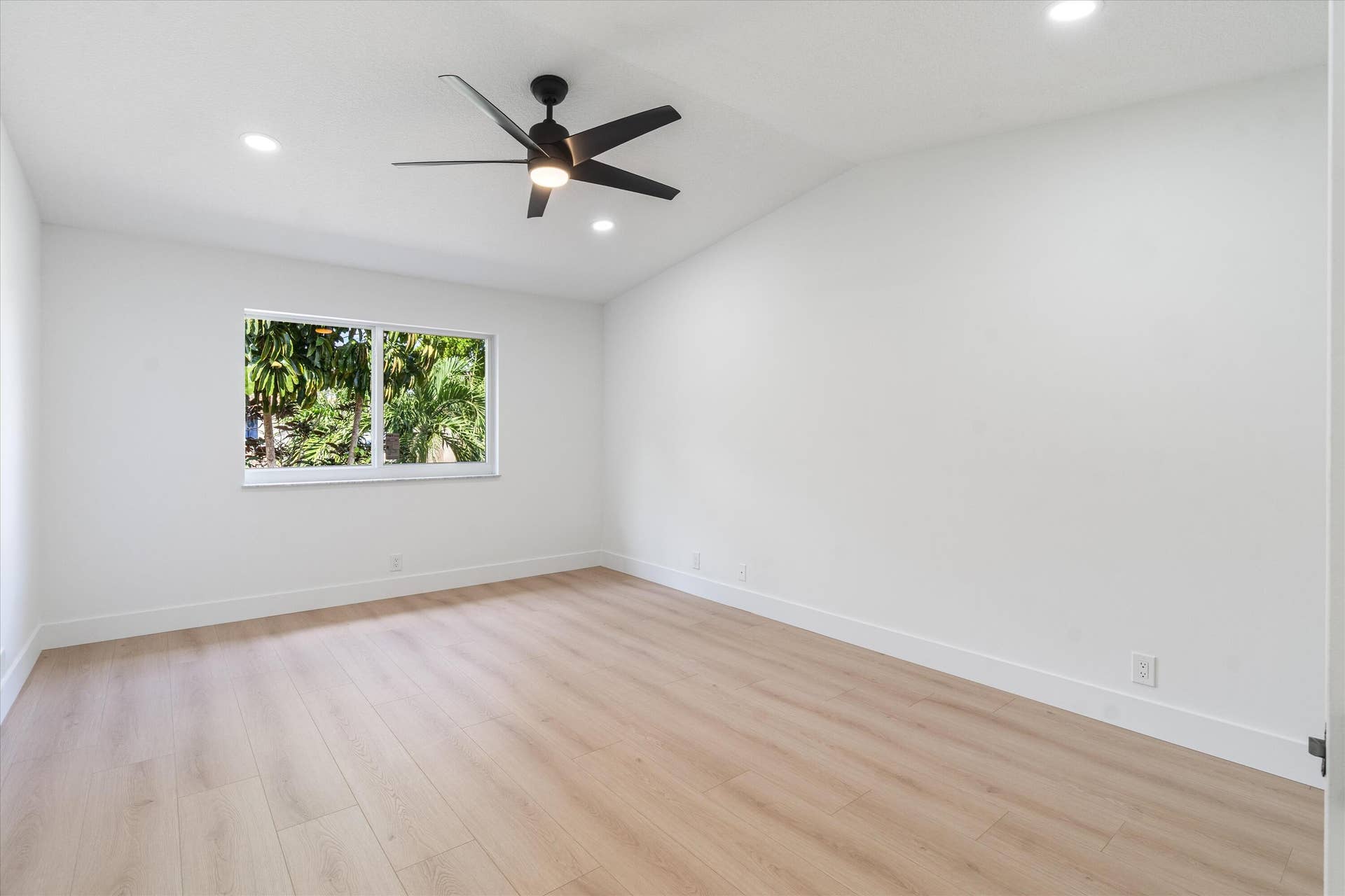 6809 VIA REGINA, Boca Raton, Boca Raton, FL 33433 15-6809 Via Regina Boca Raton, FL-115