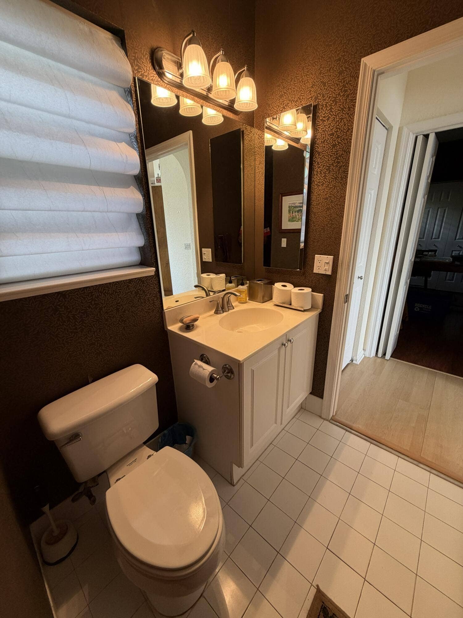 8859 GEORGETOWN Lane, Boynton Beach, FL 33472 27