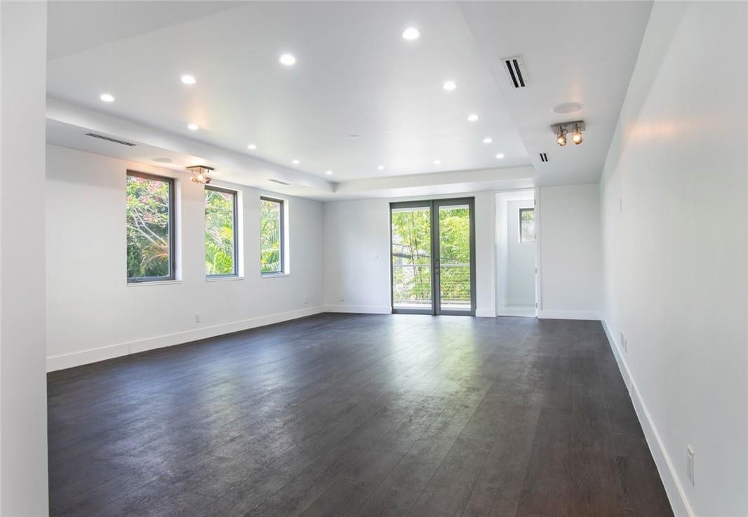 26 SE 10TH Avenue, Fort Lauderdale, Fort Lauderdale, FL 33301 Great Room/Media room/Game room