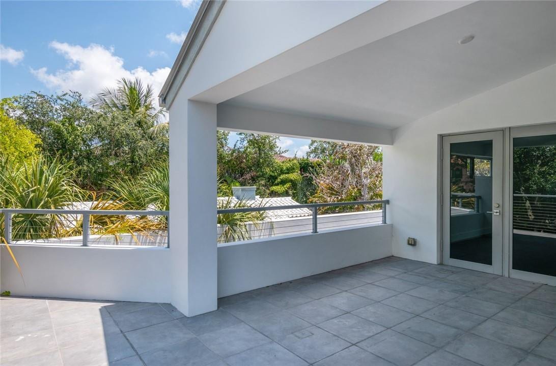 26 SE 10TH Avenue, Fort Lauderdale, Fort Lauderdale, FL 33301 3rd Floor Outdoor Living Space