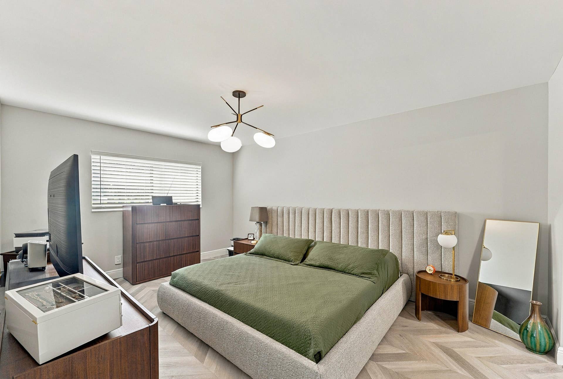 15075 Witney Road, #101, Delray Beach, FL 33484 26_dsc04542_with_tv