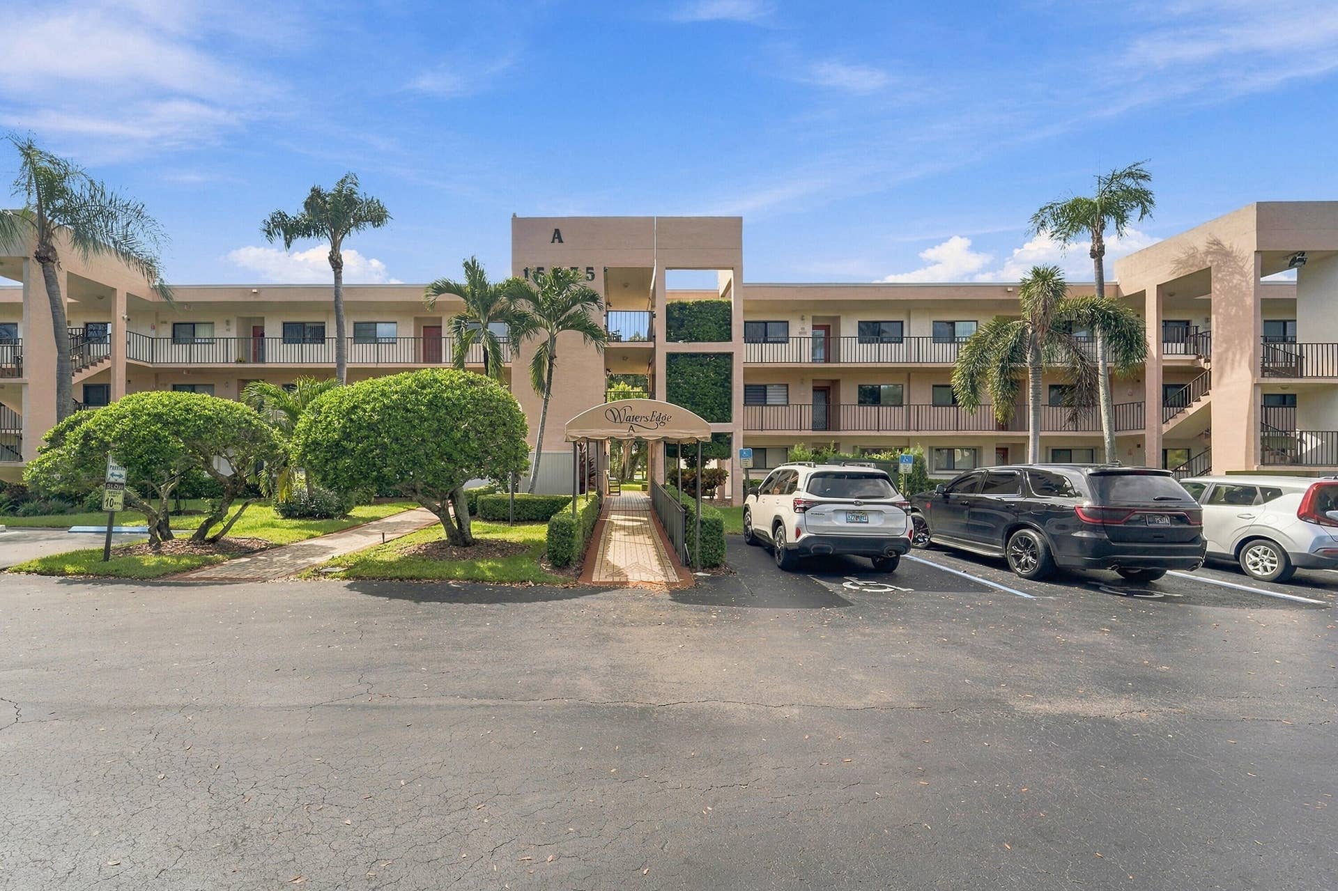 15075 Witney Road, #101, Delray Beach, FL 33484 01_dsc04443