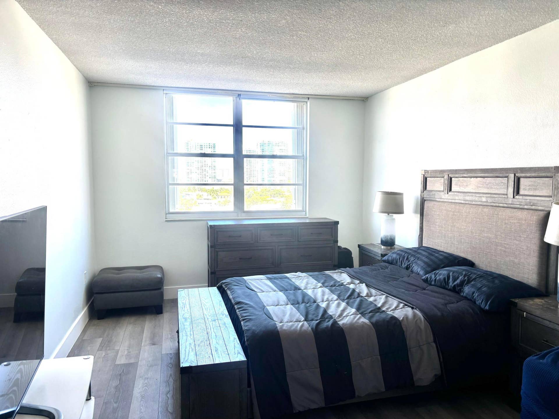 500 BAYVIEW Drive, #925, Sunny Isles Beach, FL 33160 PRIMARY BEDROOM